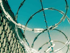 Утверждены правила отбывания уголовных наказаний осужденными военнослужащими